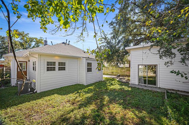 310 Hunt Street, Houston, TX 77003