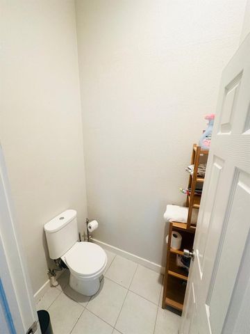 310 Hunt Street, Houston, TX 77003