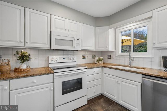 102 GREEN SPRING DR, Annapolis, MD 21403