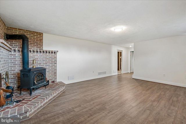 102 GREEN SPRING DR, Annapolis, MD 21403