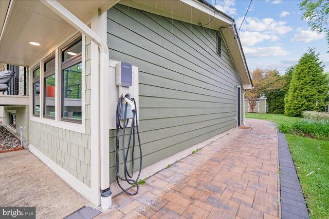 102 GREEN SPRING DR, Annapolis, MD 21403
