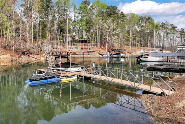 5692 Mallard Crossing, Gainesville, GA 30504