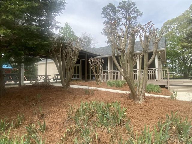 5692 Mallard Crossing, Gainesville, GA 30504