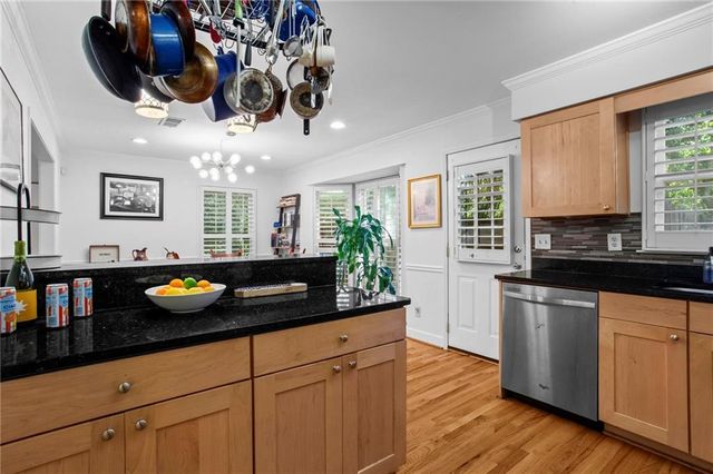 101 Defoors Mill Drive NW, Atlanta, GA 30318