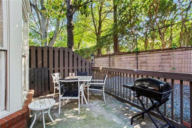 101 Defoors Mill Drive NW, Atlanta, GA 30318