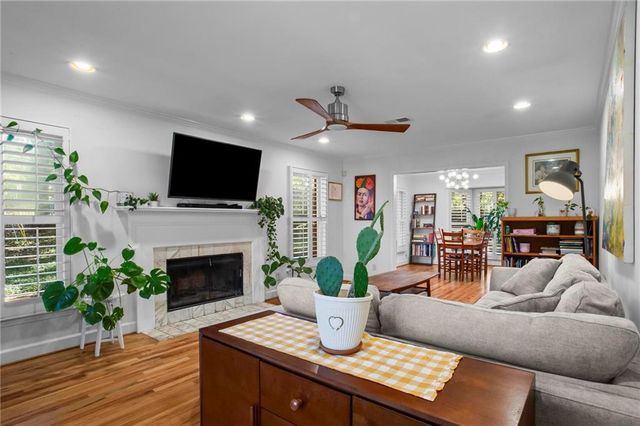 101 Defoors Mill Drive NW, Atlanta, GA 30318