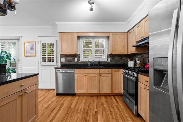 101 Defoors Mill Drive NW, Atlanta, GA 30318