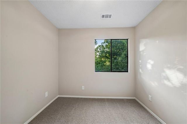 674 Inland Way NW, Lilburn, GA 30047