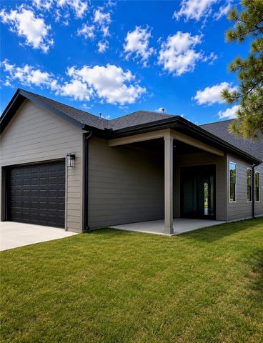2404 S 31st Street, Rogers, AR 72758