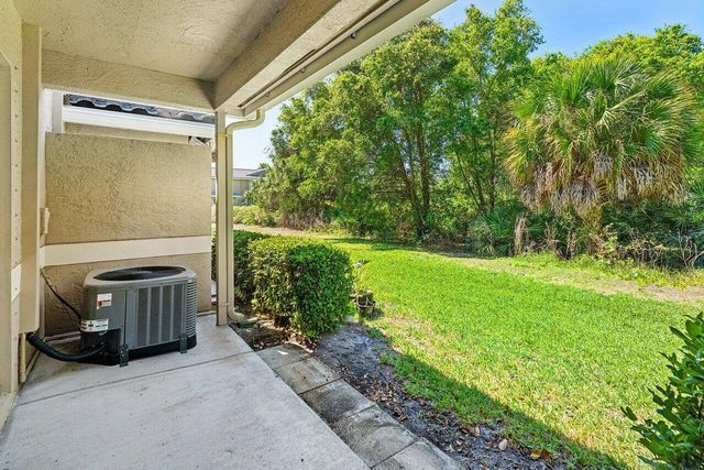 2764 SE Birmingham Drive, Stuart, FL 34994