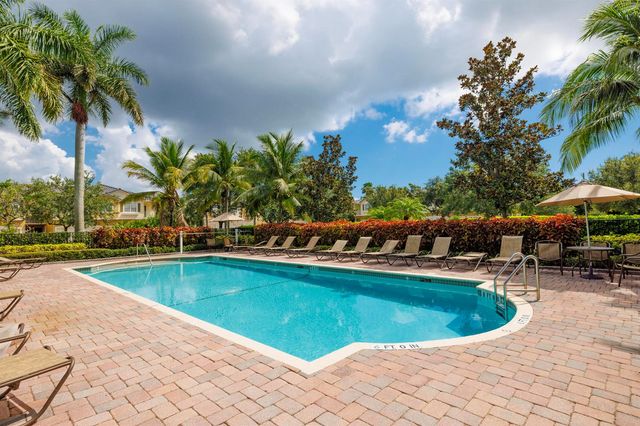 2764 SE Birmingham Drive, Stuart, FL 34994
