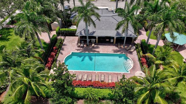 2764 SE Birmingham Drive, Stuart, FL 34994