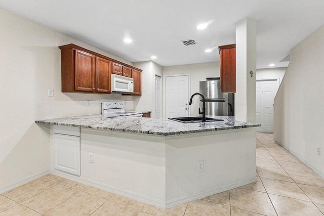 2764 SE Birmingham Drive, Stuart, FL 34994