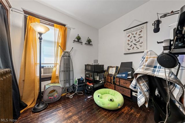 4302 Bridgeview Avenue, Newburgh Heights, OH 44105