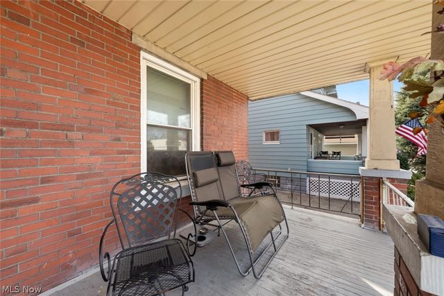 4302 Bridgeview Avenue, Newburgh Heights, OH 44105