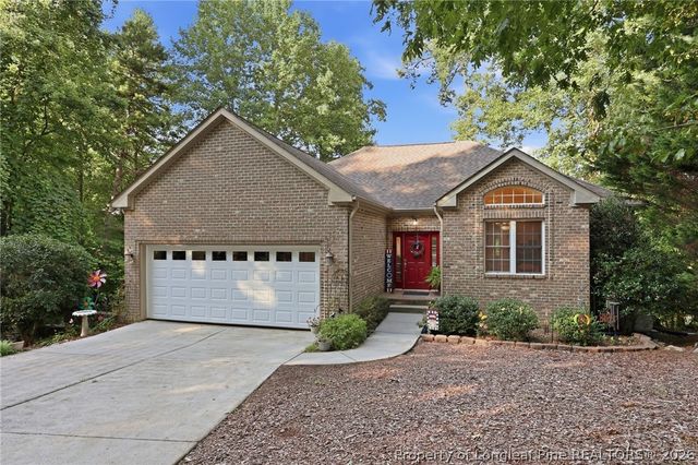 3233 Leicester Circle, Sanford, NC 27332