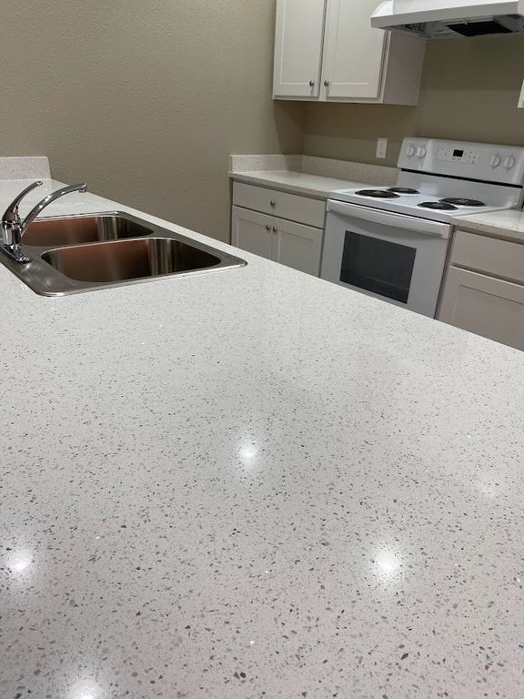 1305 West Villa Maria Road D102, Bryan, TX 77801 — photo 3