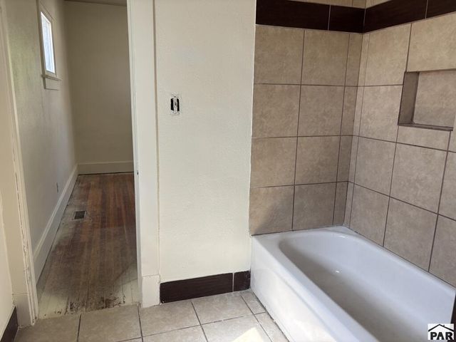 1214 E 5th St, Pueblo, CO 81001