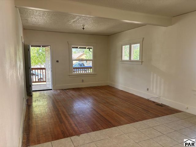 1214 E 5th St, Pueblo, CO 81001