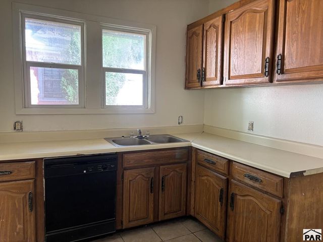 1214 E 5th St, Pueblo, CO 81001