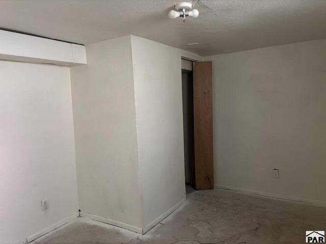 1214 E 5th St, Pueblo, CO 81001