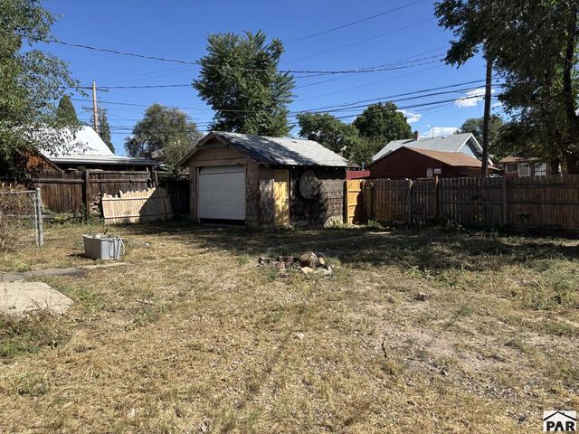 1214 E 5th St, Pueblo, CO 81001