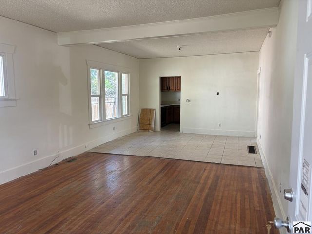 1214 E 5th St, Pueblo, CO 81001