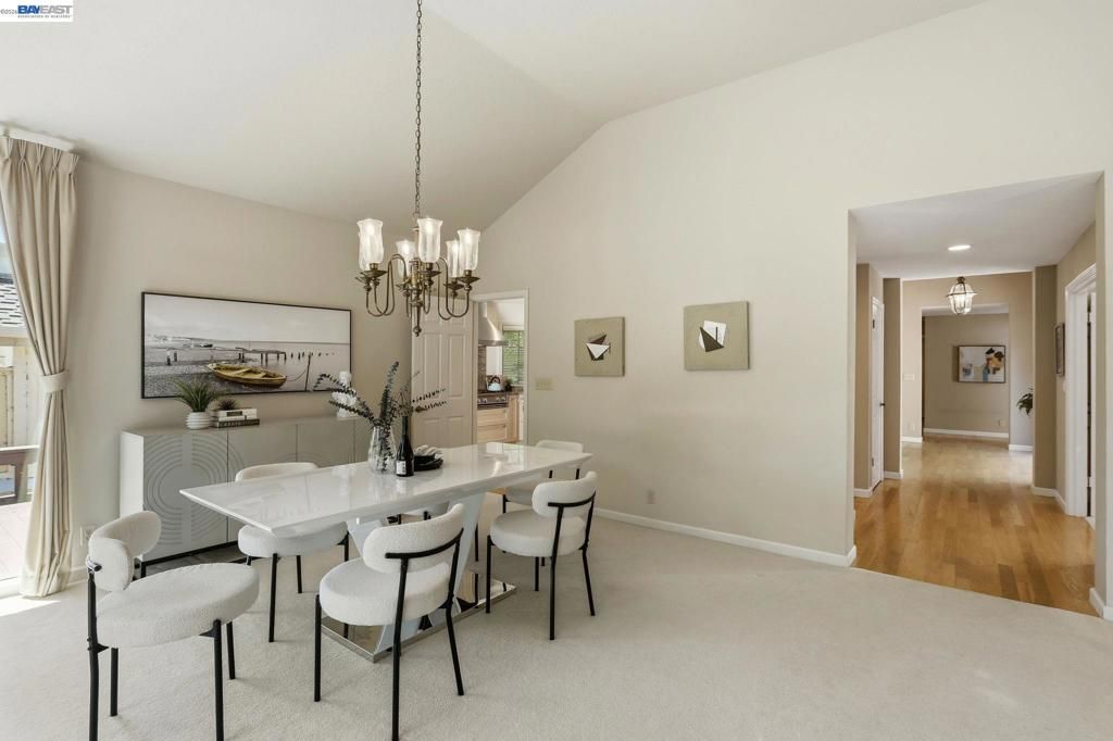 Image 16 of property listing at 3005 Live Oak Ct., Danville, CA 94506