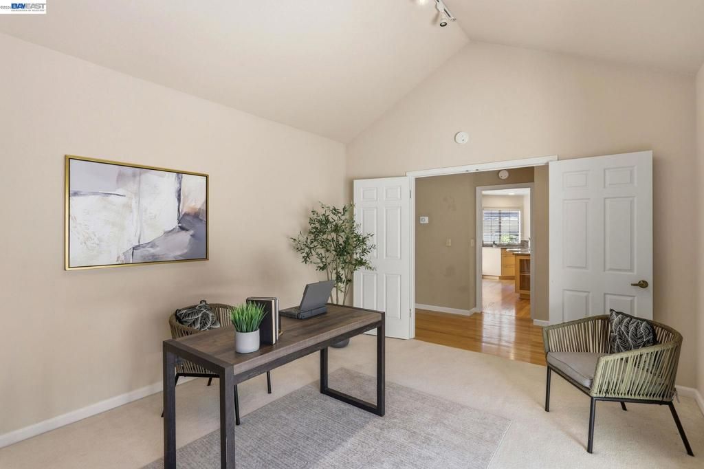 Image 18 of property listing at 3005 Live Oak Ct., Danville, CA 94506