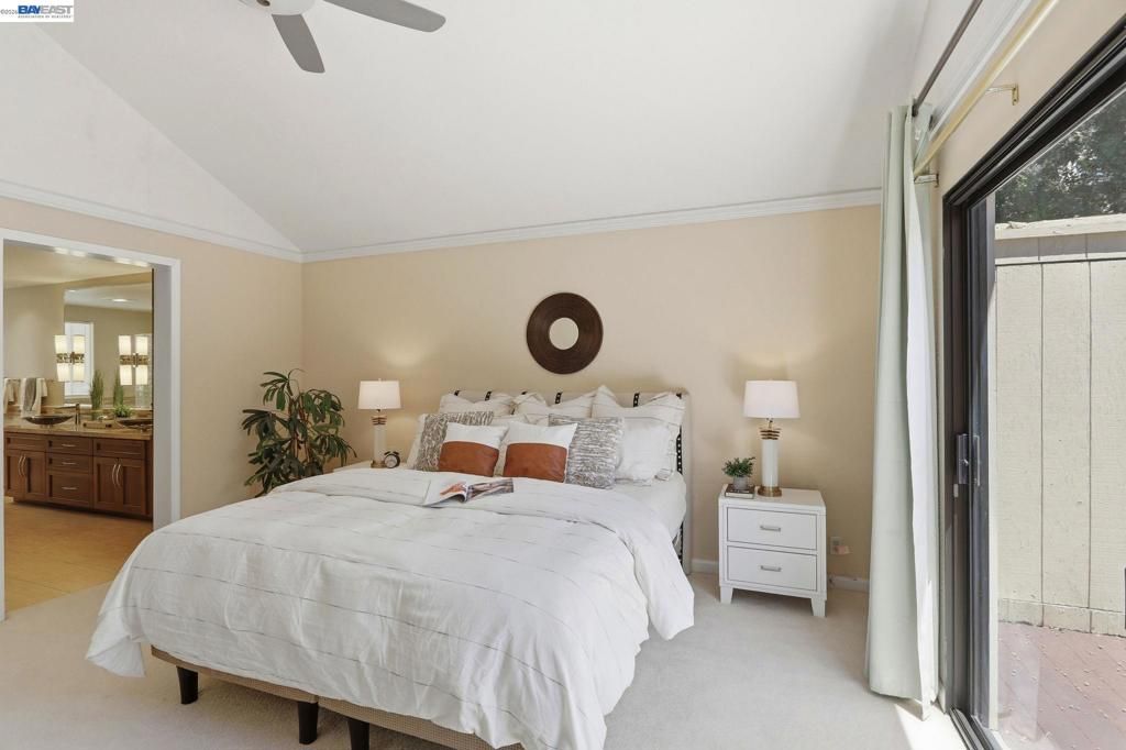 Image 20 of property listing at 3005 Live Oak Ct., Danville, CA 94506