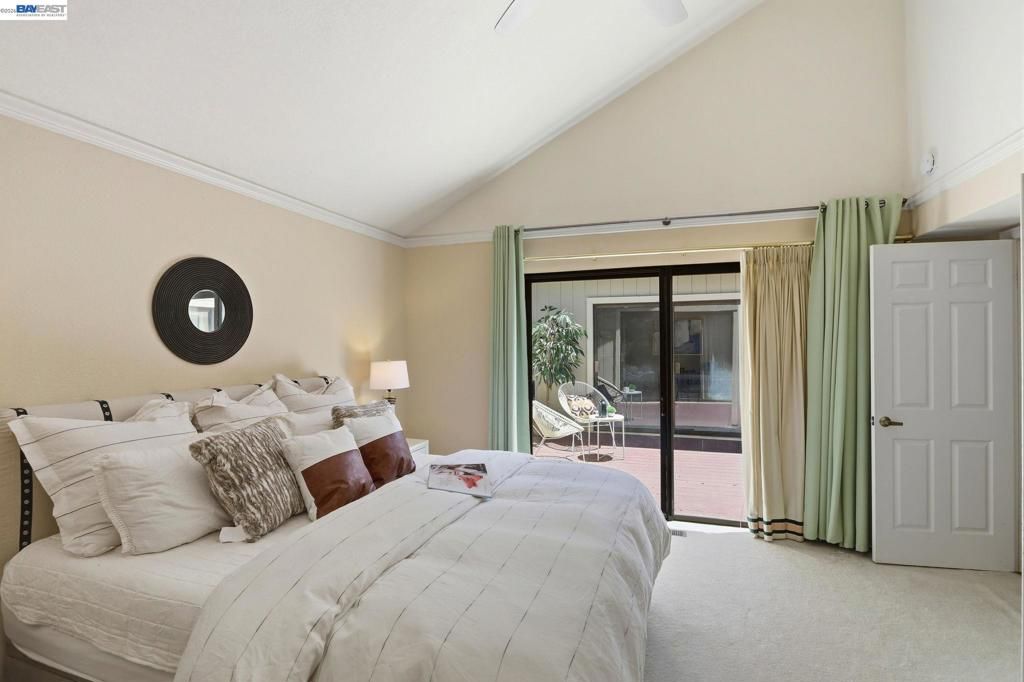 Image 22 of property listing at 3005 Live Oak Ct., Danville, CA 94506