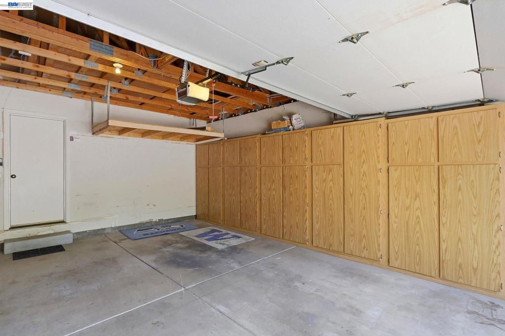 Image 33 of property listing at 3005 Live Oak Ct., Danville, CA 94506