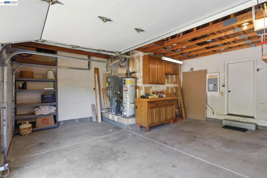 Image 34 of property listing at 3005 Live Oak Ct., Danville, CA 94506