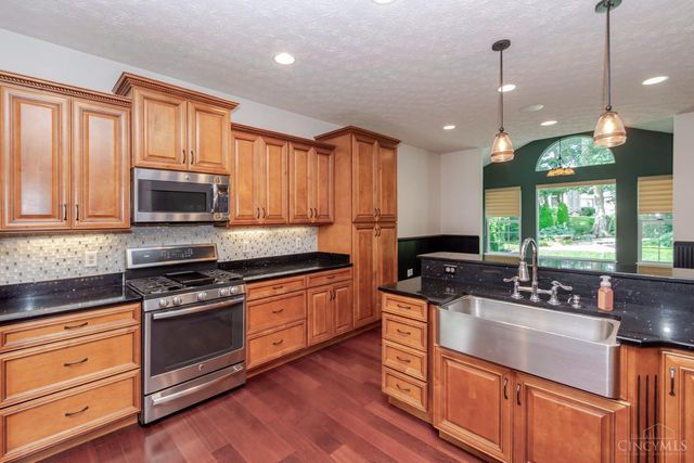 2504 Bexley Hills Place, Beavercreek Twp, OH 45385