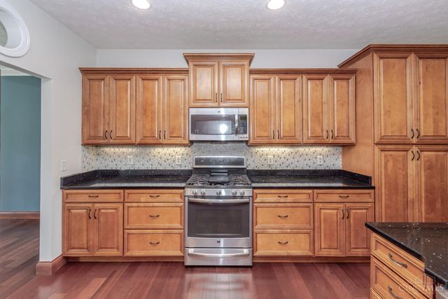 2504 Bexley Hills Place, Beavercreek Twp, OH 45385