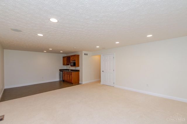 2504 Bexley Hills Place, Beavercreek Twp, OH 45385