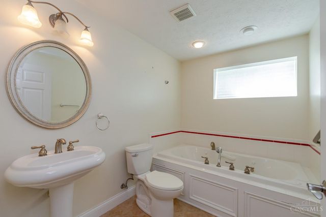 2504 Bexley Hills Place, Beavercreek Twp, OH 45385