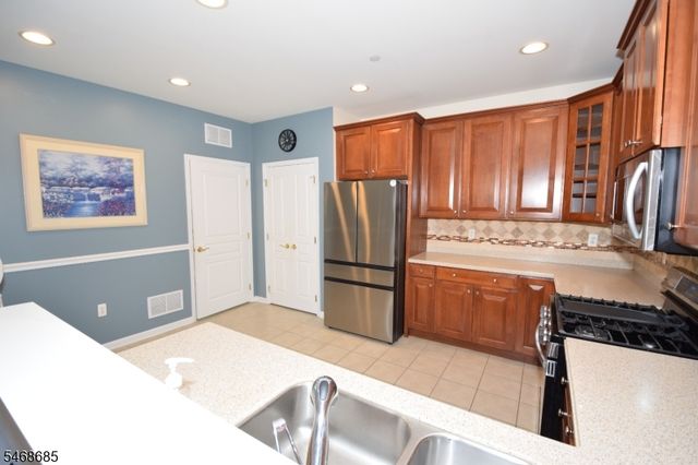 6208 Westover Way 6208, Franklin Twp., NJ 08873