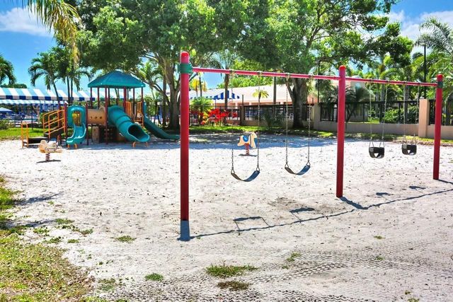 3346 Carambola Circle 2507, Coconut Creek, FL 33066