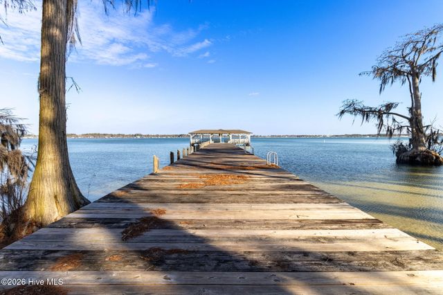 76 Wrexham Place, Elizabethtown, NC 28337