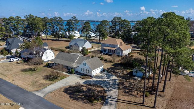 76 Wrexham Place, Elizabethtown, NC 28337