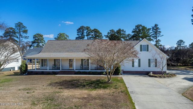 76 Wrexham Place, Elizabethtown, NC 28337