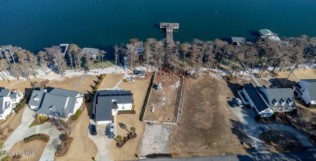 76 Wrexham Place, Elizabethtown, NC 28337