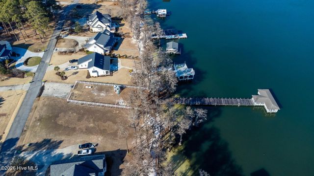 76 Wrexham Place, Elizabethtown, NC 28337