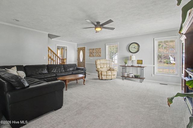 76 Wrexham Place, Elizabethtown, NC 28337