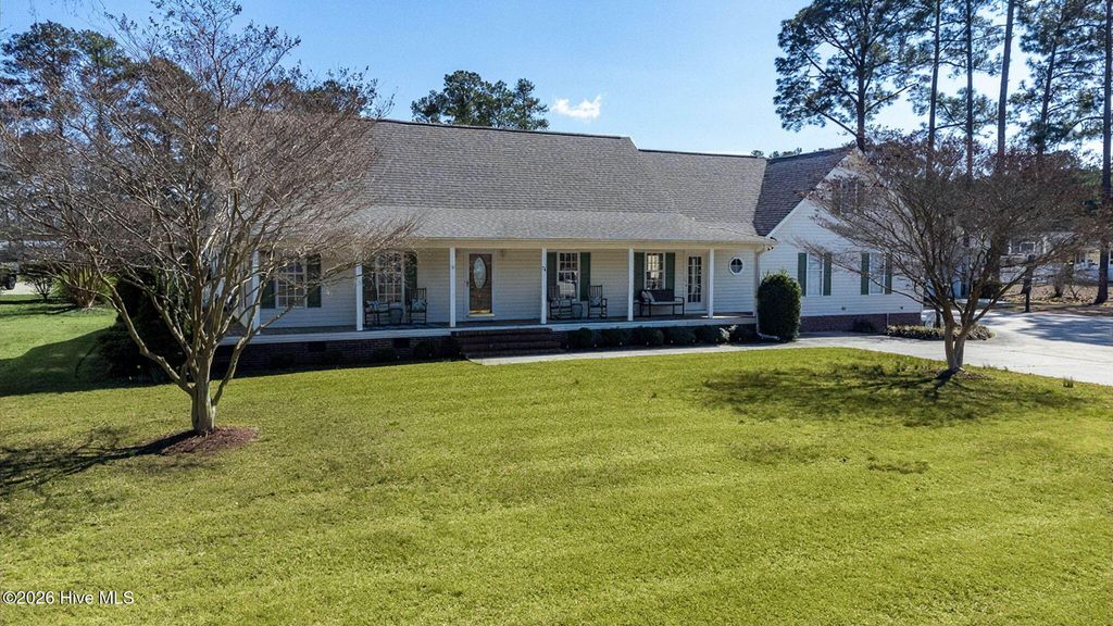 76 Wrexham Place, Elizabethtown, NC 28337