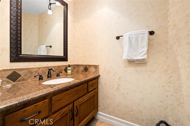 23069 Sweetbay Circle, Wildomar, CA 92595