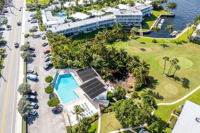 1221 Hillsboro Mile 18a, Hillsboro Beach, FL 33062