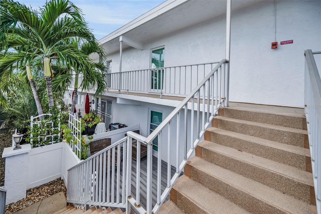 1655 S HIGHLAND AVENUE D241, Clearwater, FL 33756