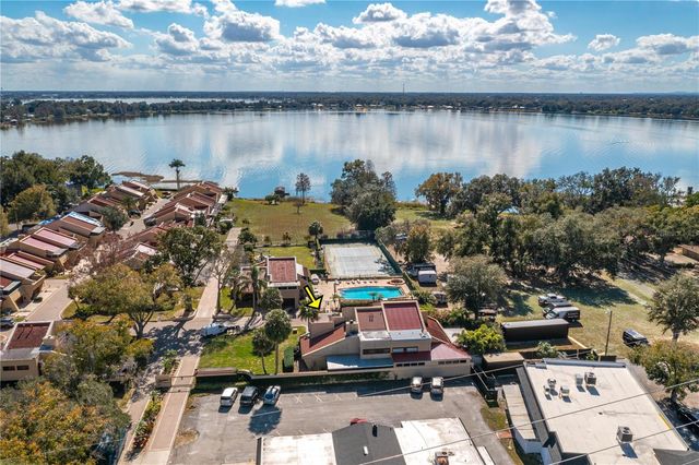 2 CASARENA COURT, Winter Haven, FL 33881